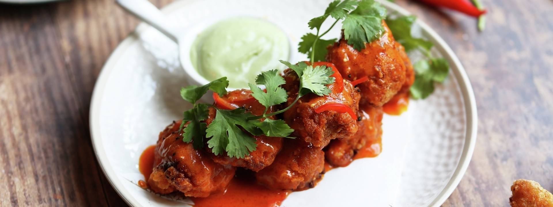 Vegan buffalo cauliflower 2020 1400px