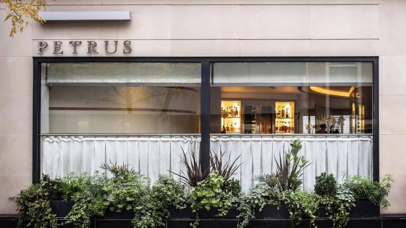 Petrus Restaurant Exterior Knightsbridge